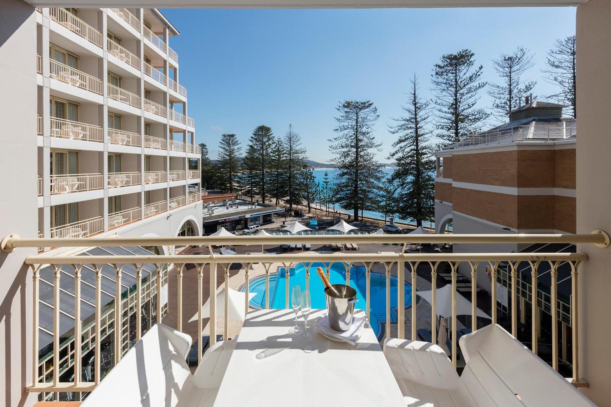 Отель Crowne Plaza Terrigal Pacific By Ihg Экстерьер фото